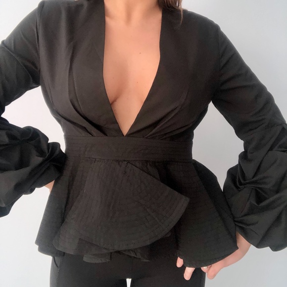 SIPAIYA NWT Black STATEMENT Blouse - Picture 3 of 8